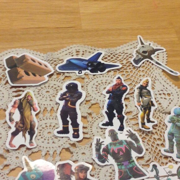 Fortnite stickers for cellphones, laptop, lockers, crafts, scrapbooking - Picture 6 of 6